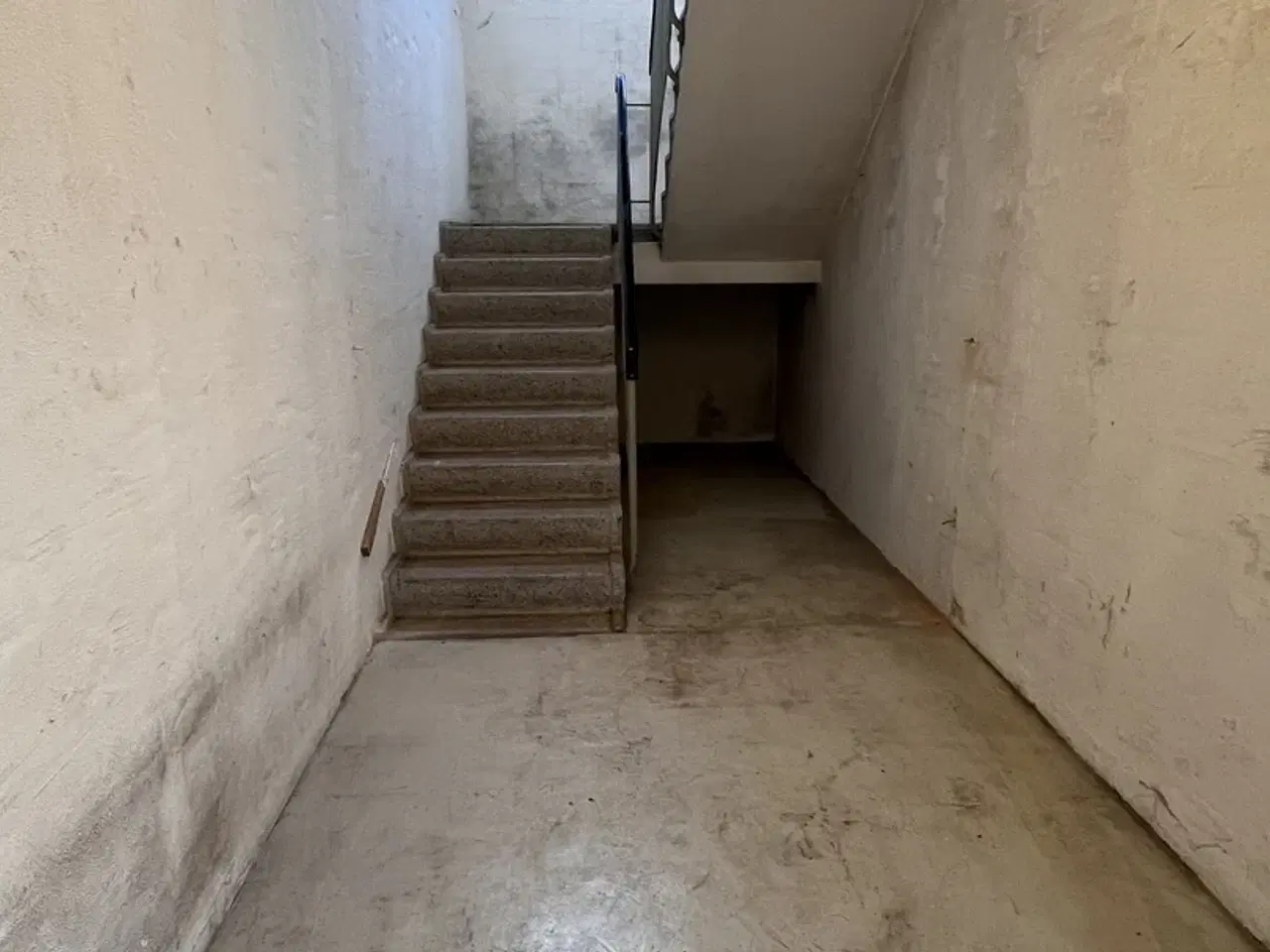 Billede 13 - Højloftet lager med kontorer til leje på Tangmosevej 87 i Køge