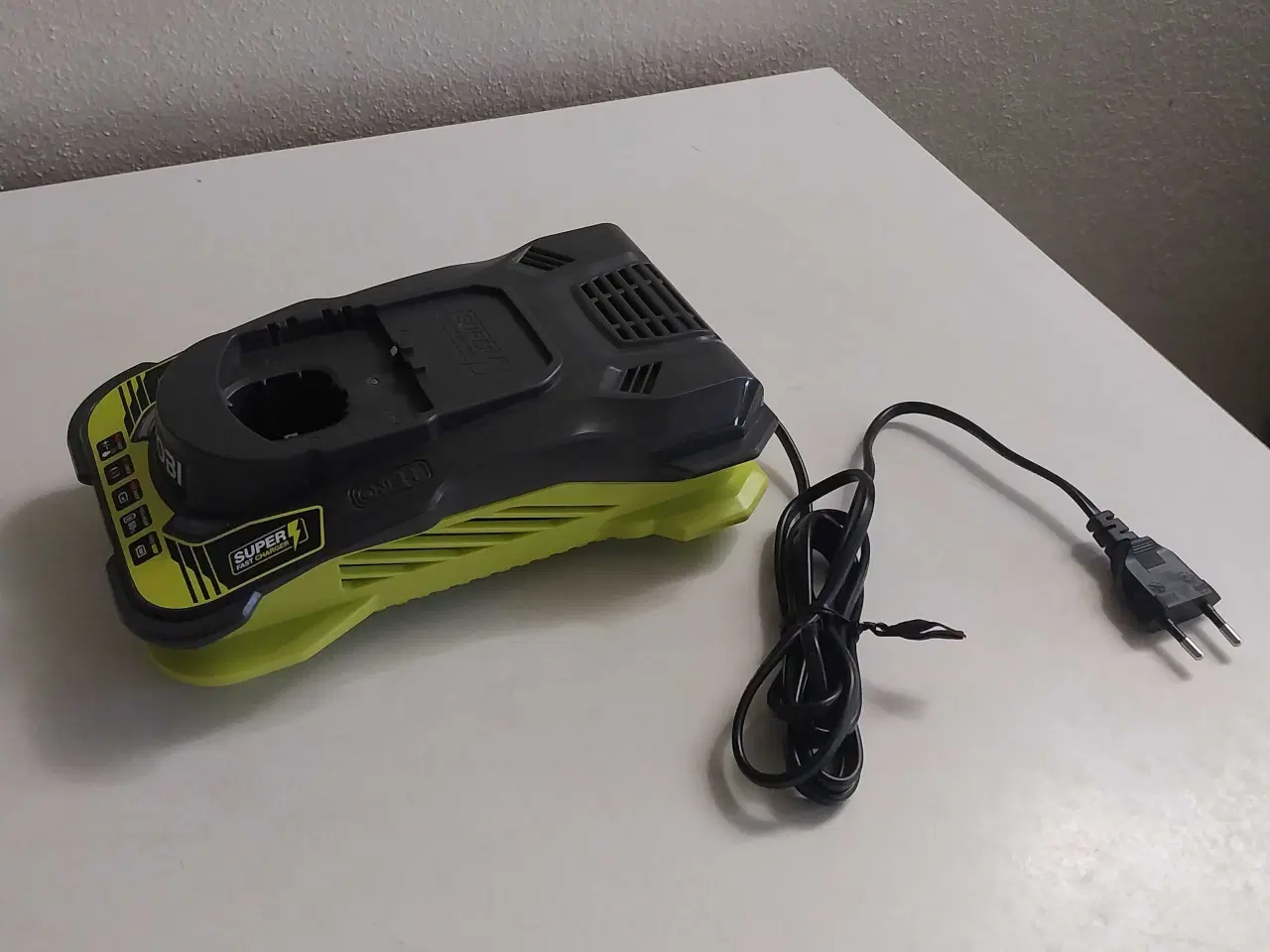 Billede 5 - Ryobi charger oplader 