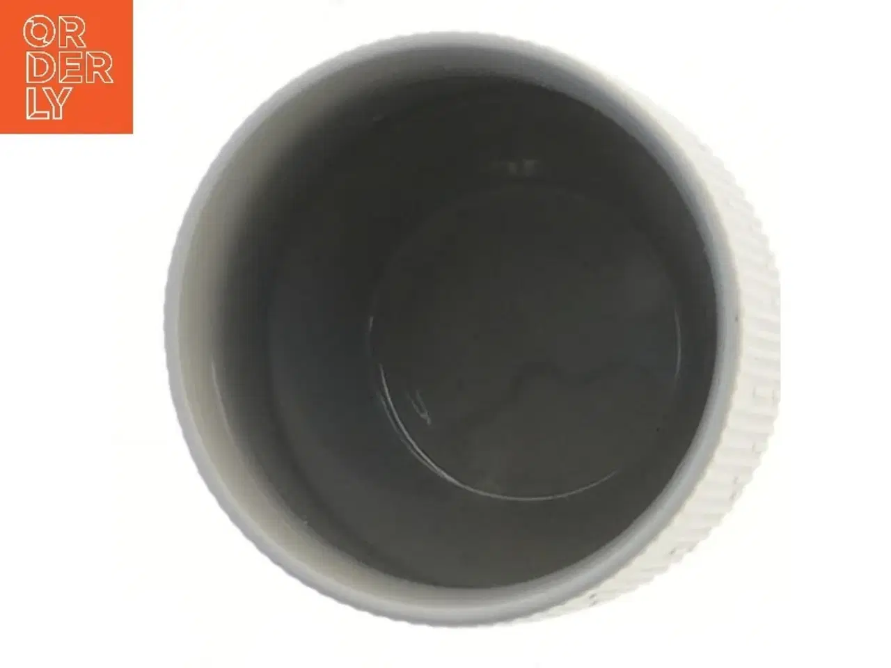 Billede 2 - Grå vase fra House of Sander (str. Ø 9 cm længde 10 cm)