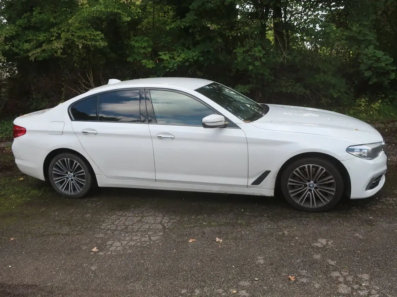 Billede 4 - Personbil BMW 530E IPERFOMANCE 2.0 (moms fri)