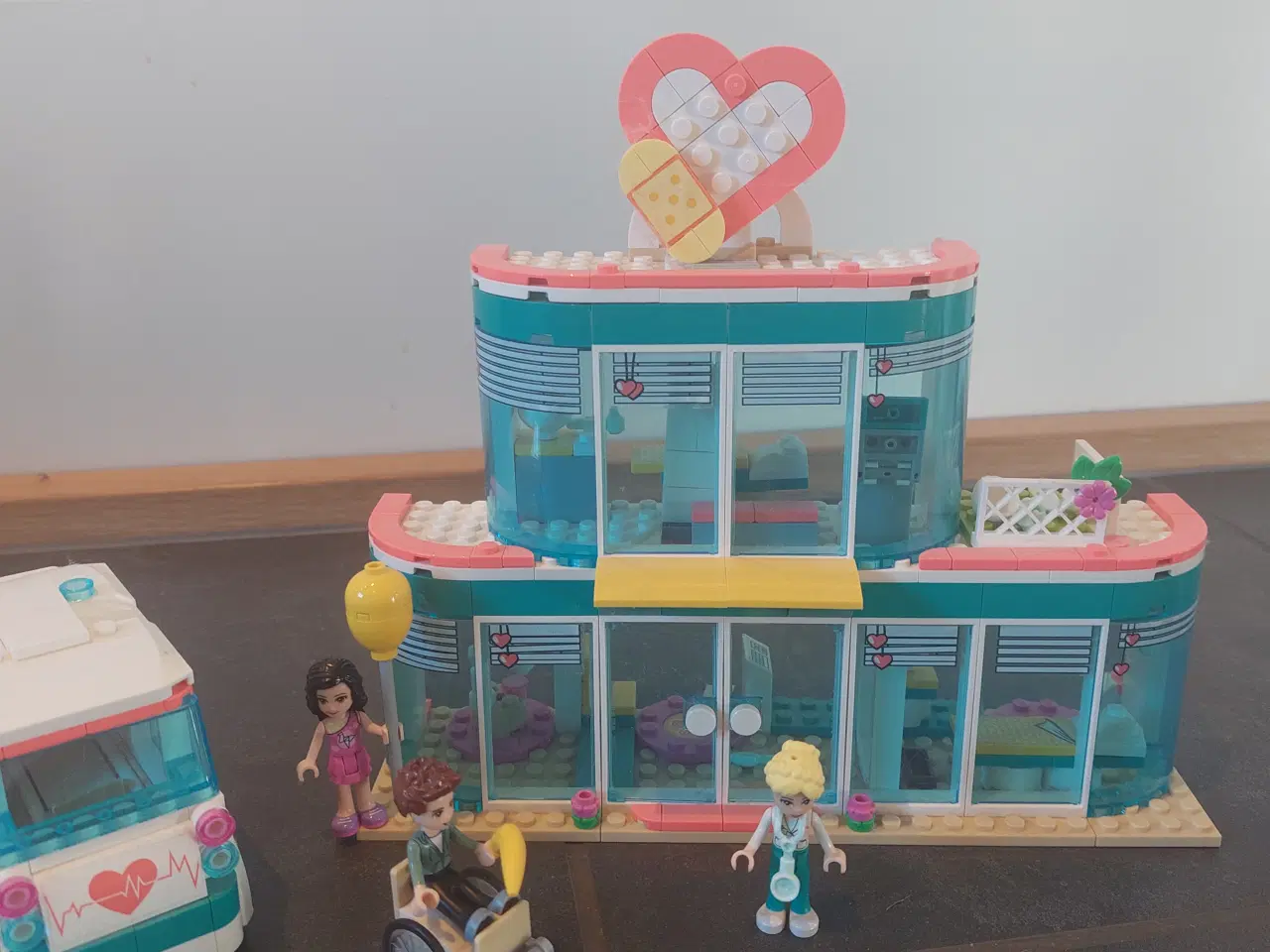 Billede 1 - Lego friends 41394 hospital 