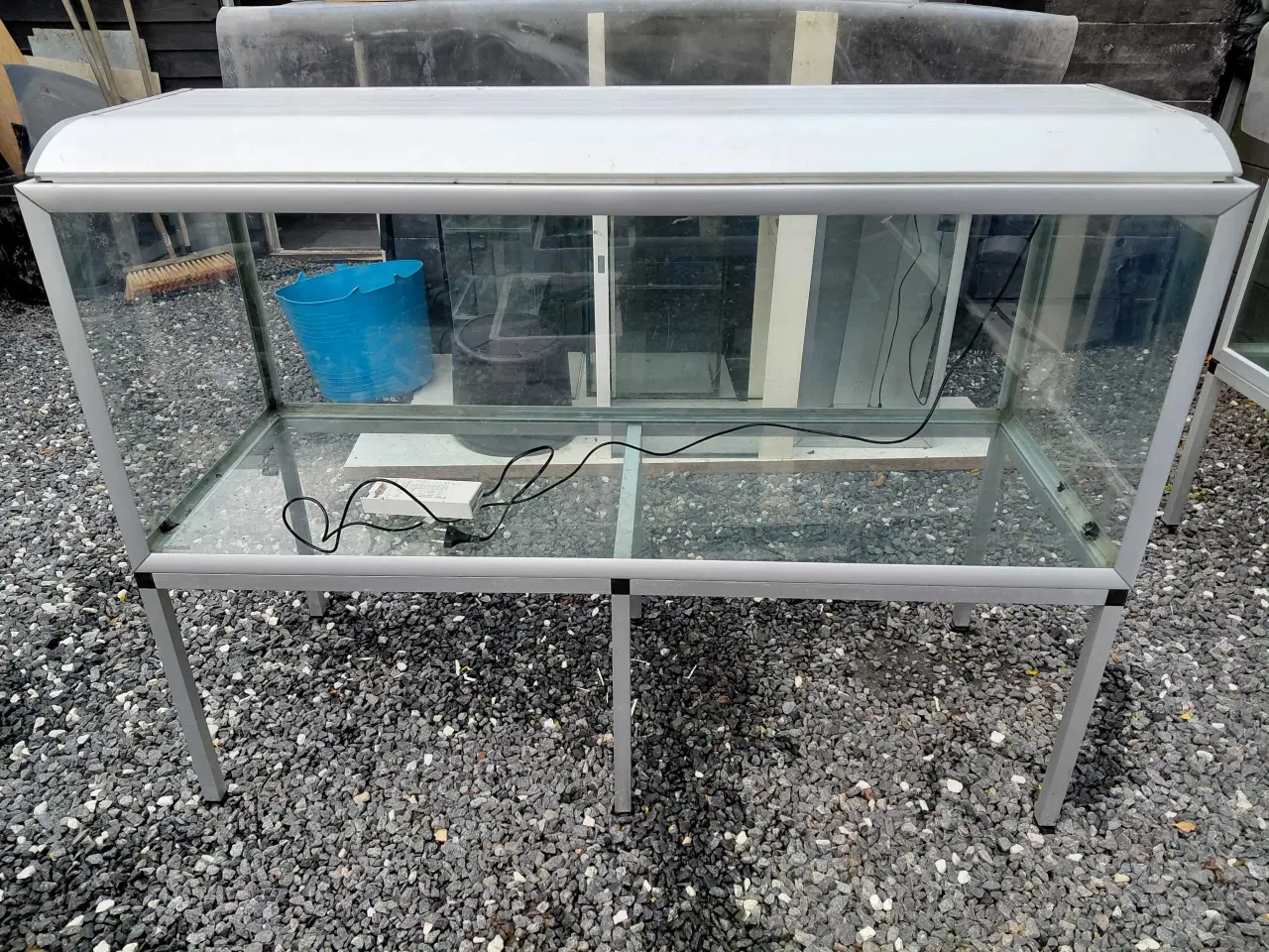 Billede 1 - Akvarier 325L 