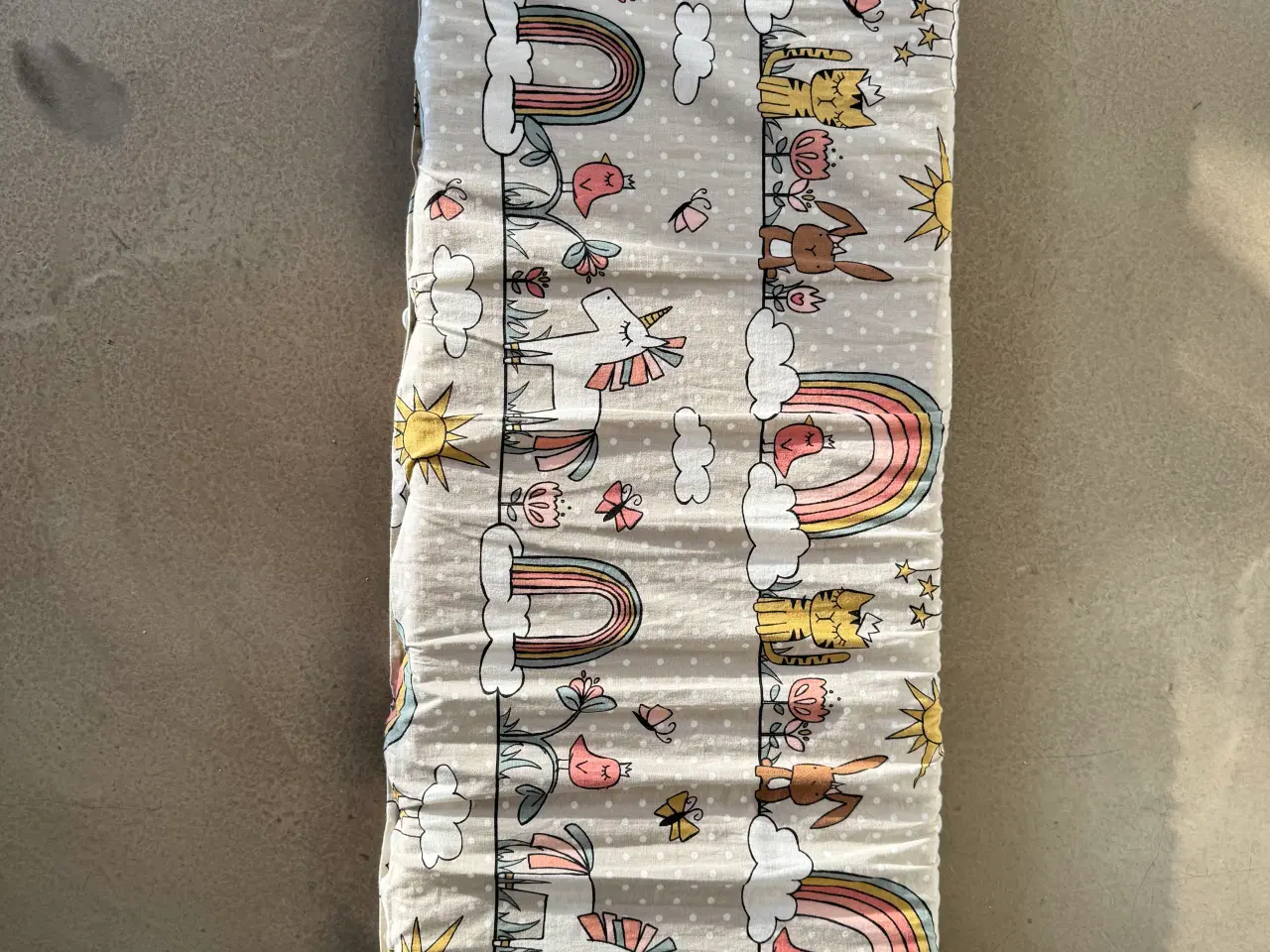 Billede 3 - Sengerand / sengekant med dyretryk