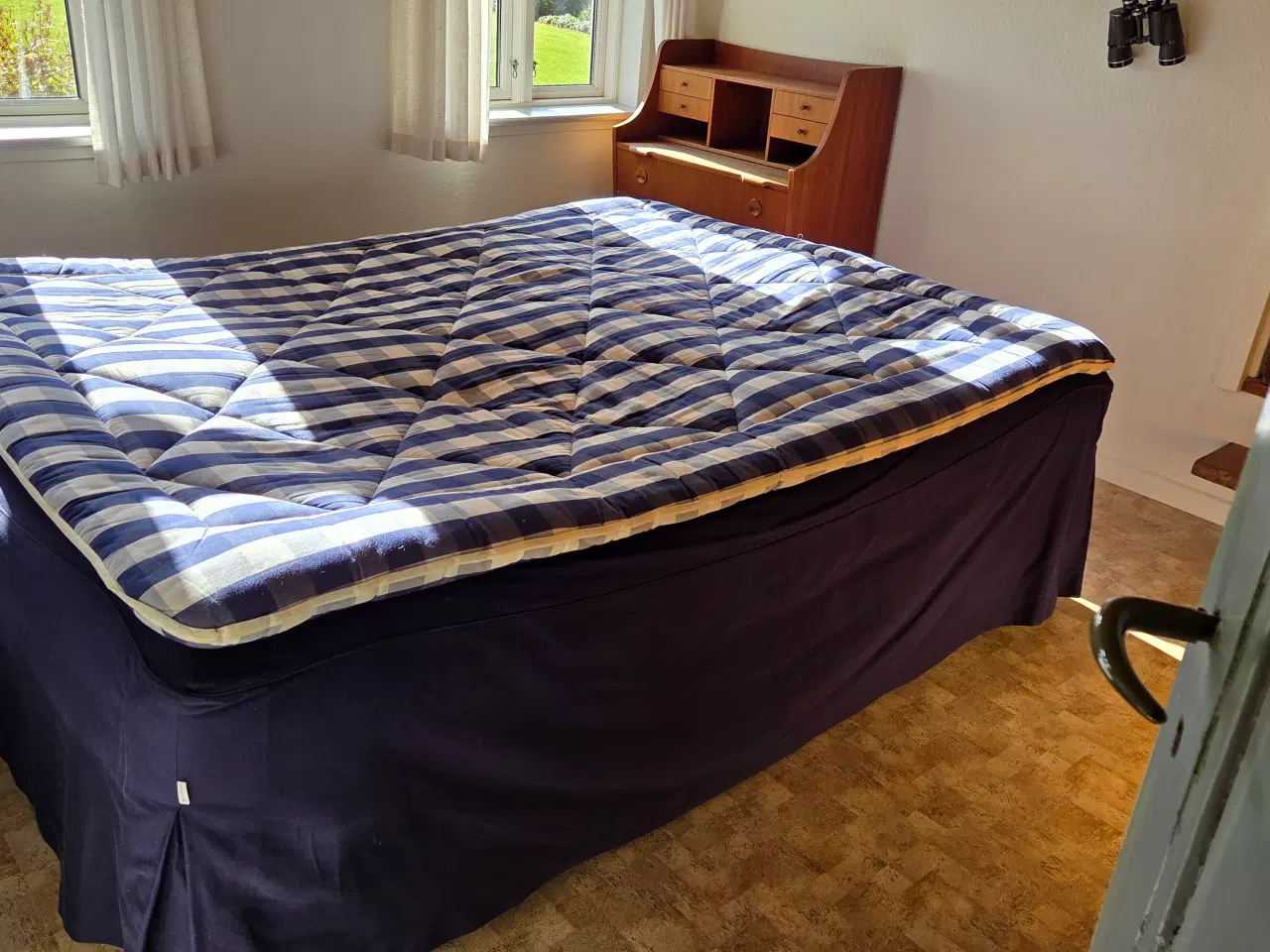 Billede 2 - Hästens elevations seng med massage