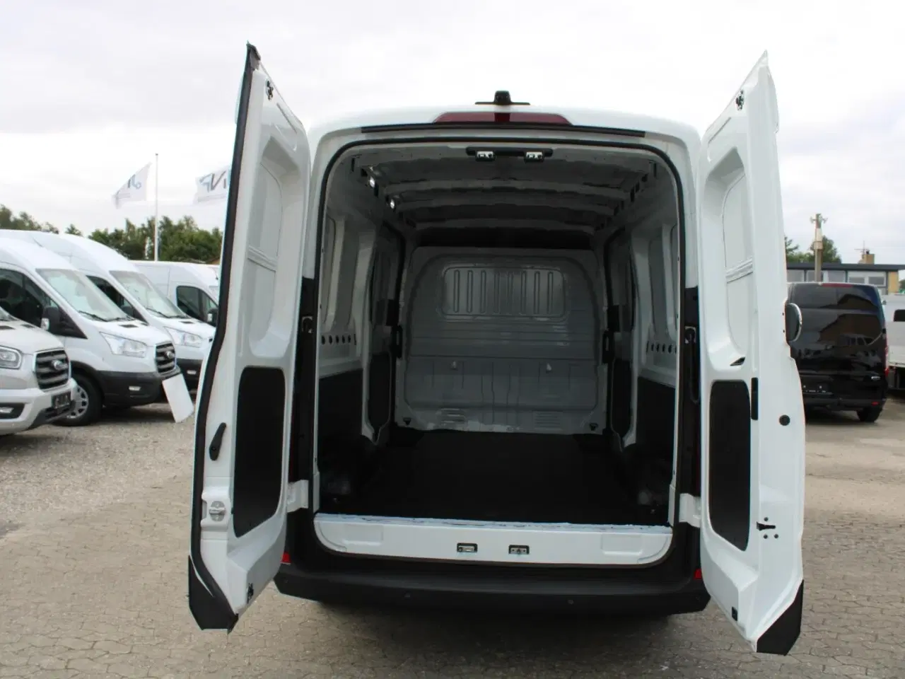 Billede 10 - Maxus e-Deliver 9 88 L3H2 Kassevogn