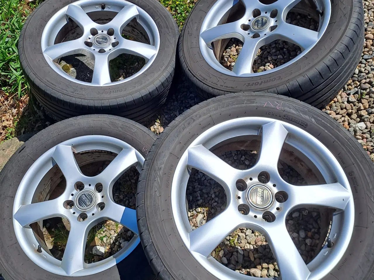 Billede 2 - 17'" alufælge passer til VW Passat 