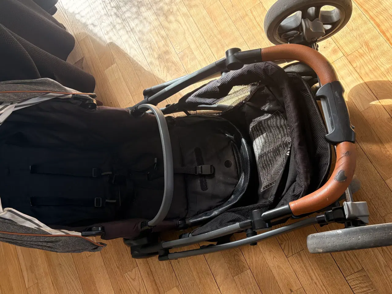 Billede 3 - Klapvogn mrk. Evoavant