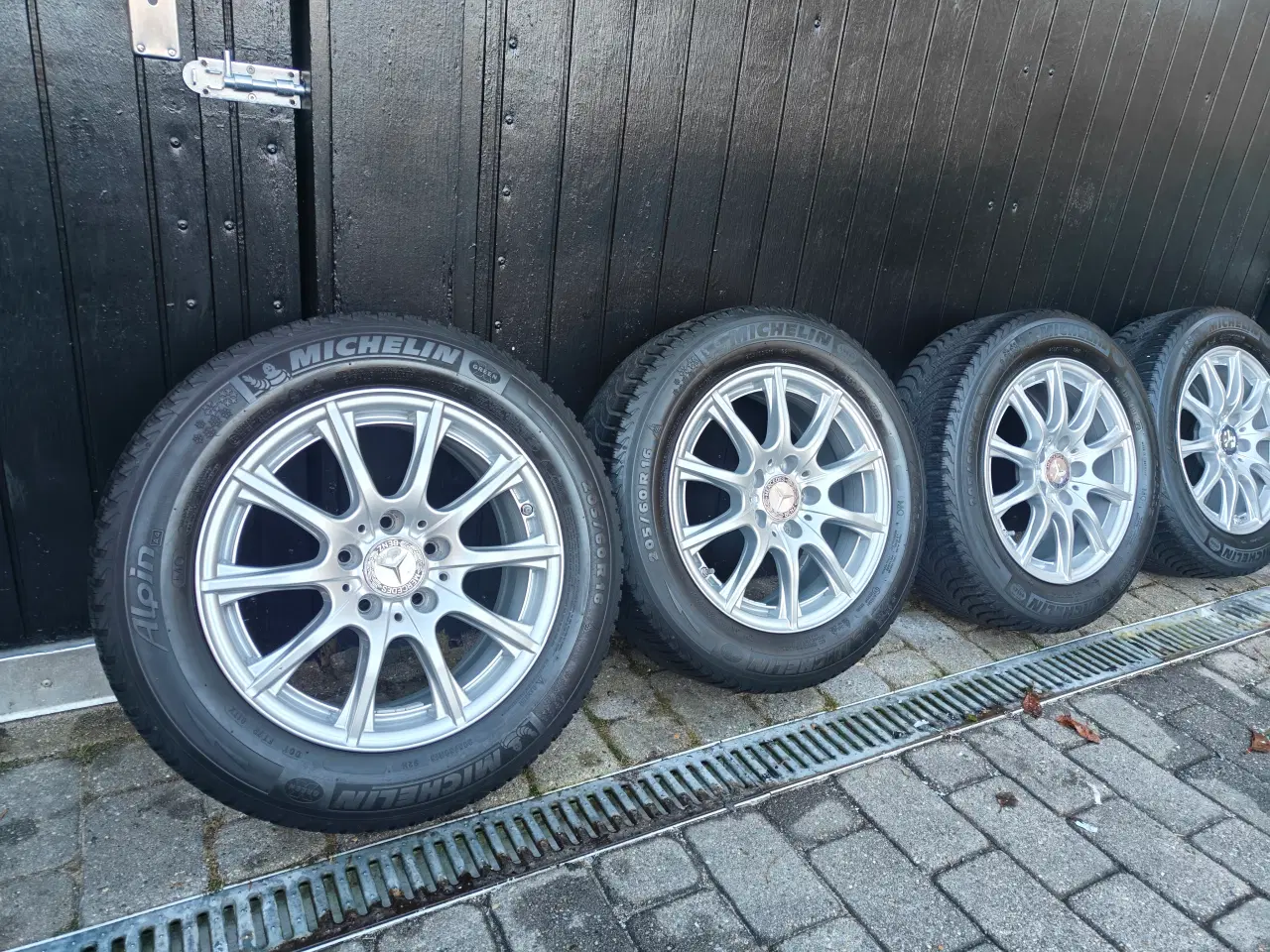 Billede 1 - 5x112 Mercedes fælge 16" Michelin vinterdæk 2300kr