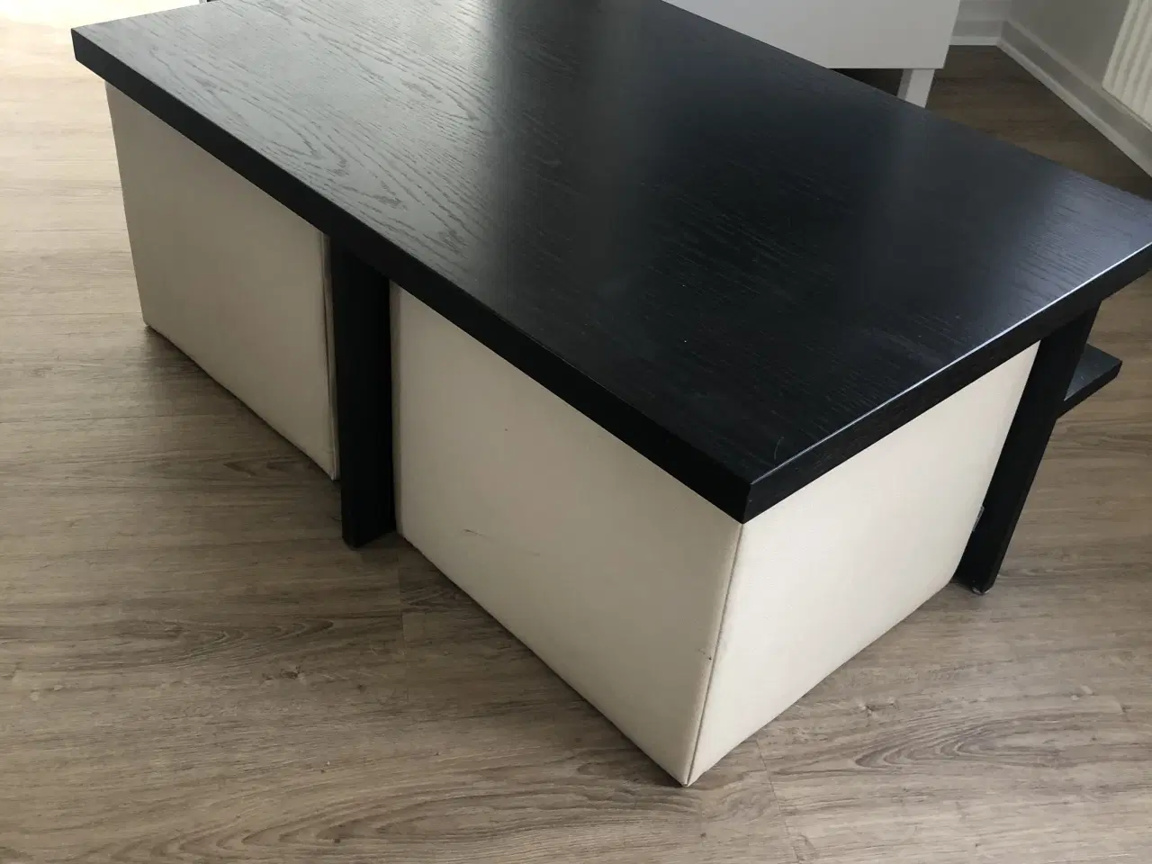 Billede 1 - Sofabord - inkl. skamler