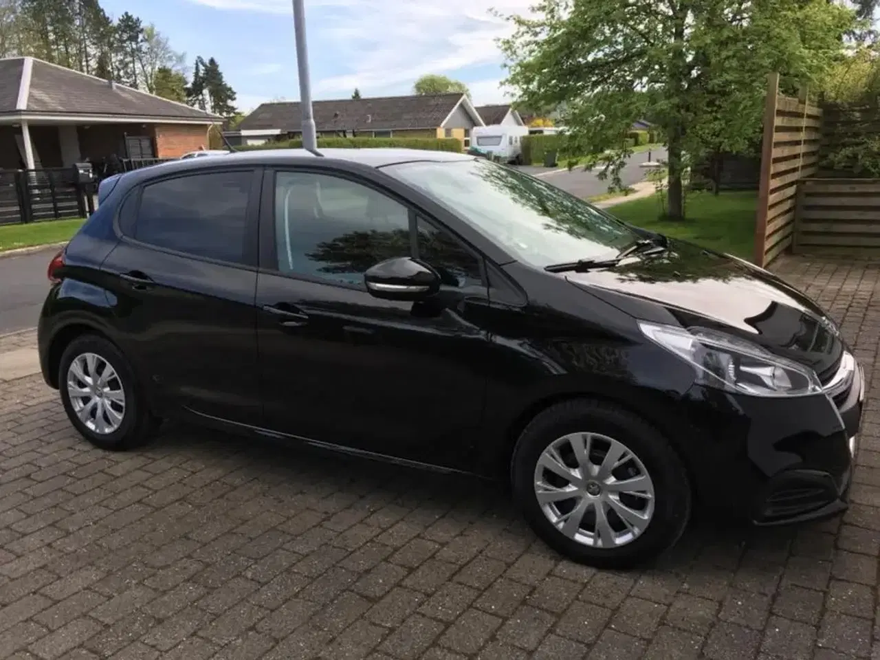Billede 2 - Peugeot 208 1,6 blue hdi