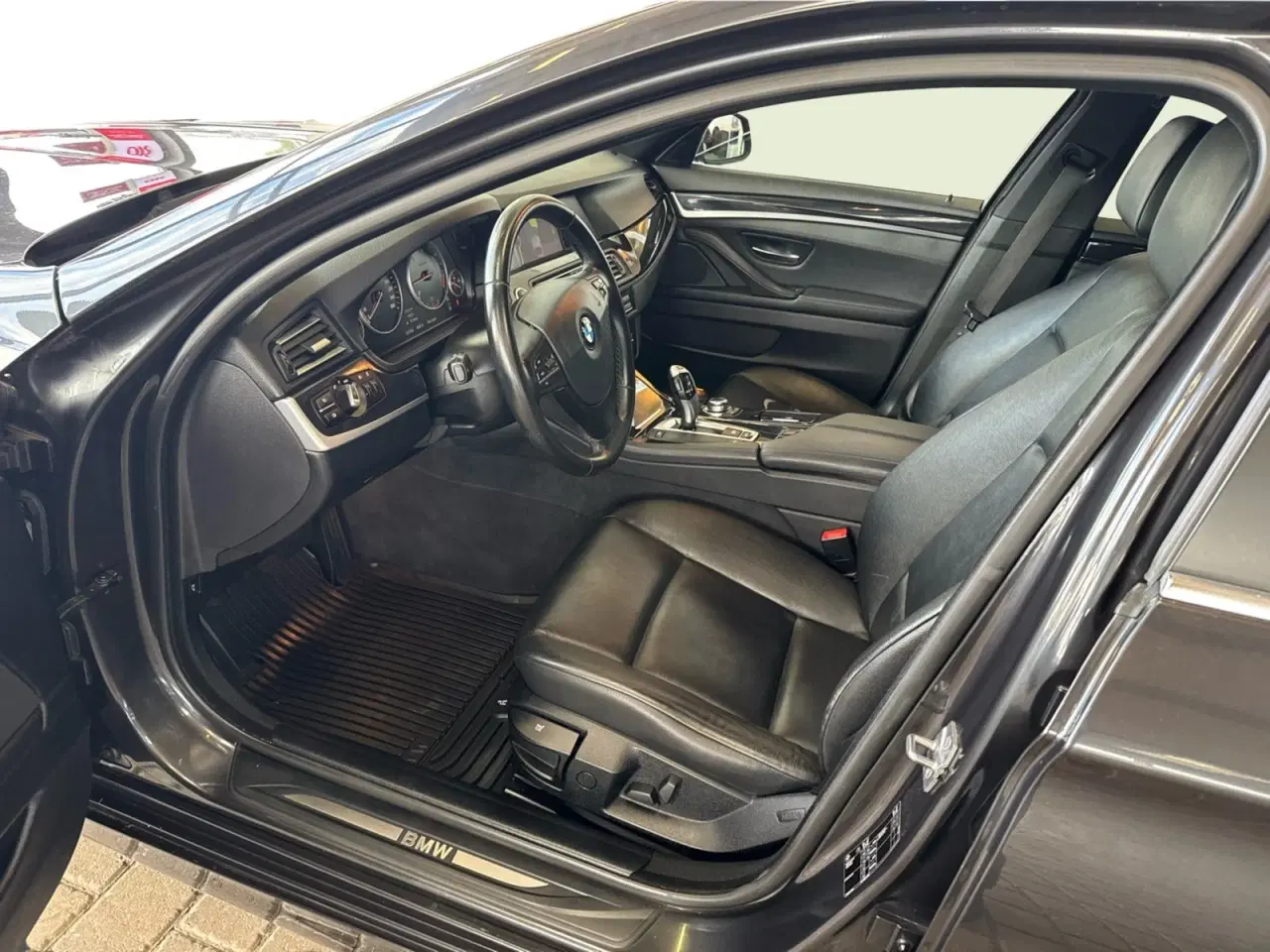 Billede 10 - BMW 535d 3,0 Touring aut.