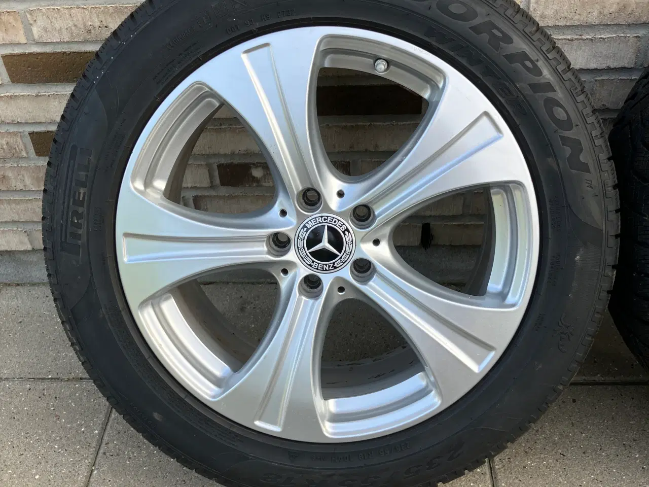 Billede 2 - Alufælge 5 x 112 med Pirelli vinterdæk 235/55R18