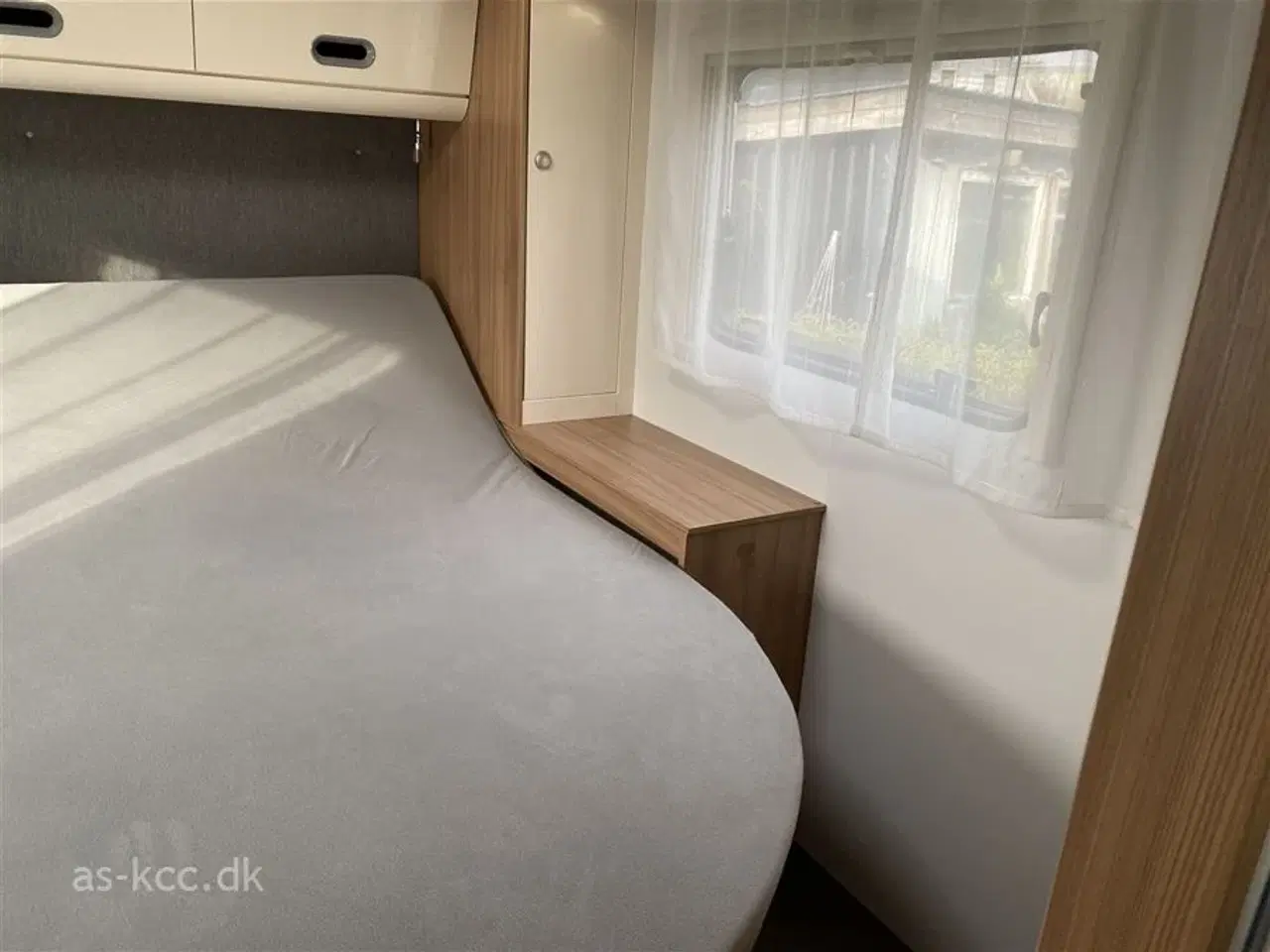 Billede 17 - 2020 - Sun Living S 75 SC   Autocamper med fritstående dobeltseng  Automatgear. 23.000 km.