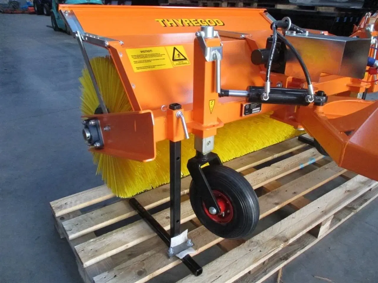 Billede 14 - Thyregod TK 1600 Komplet med kraftoverføringsaksel og hydraulisk sving