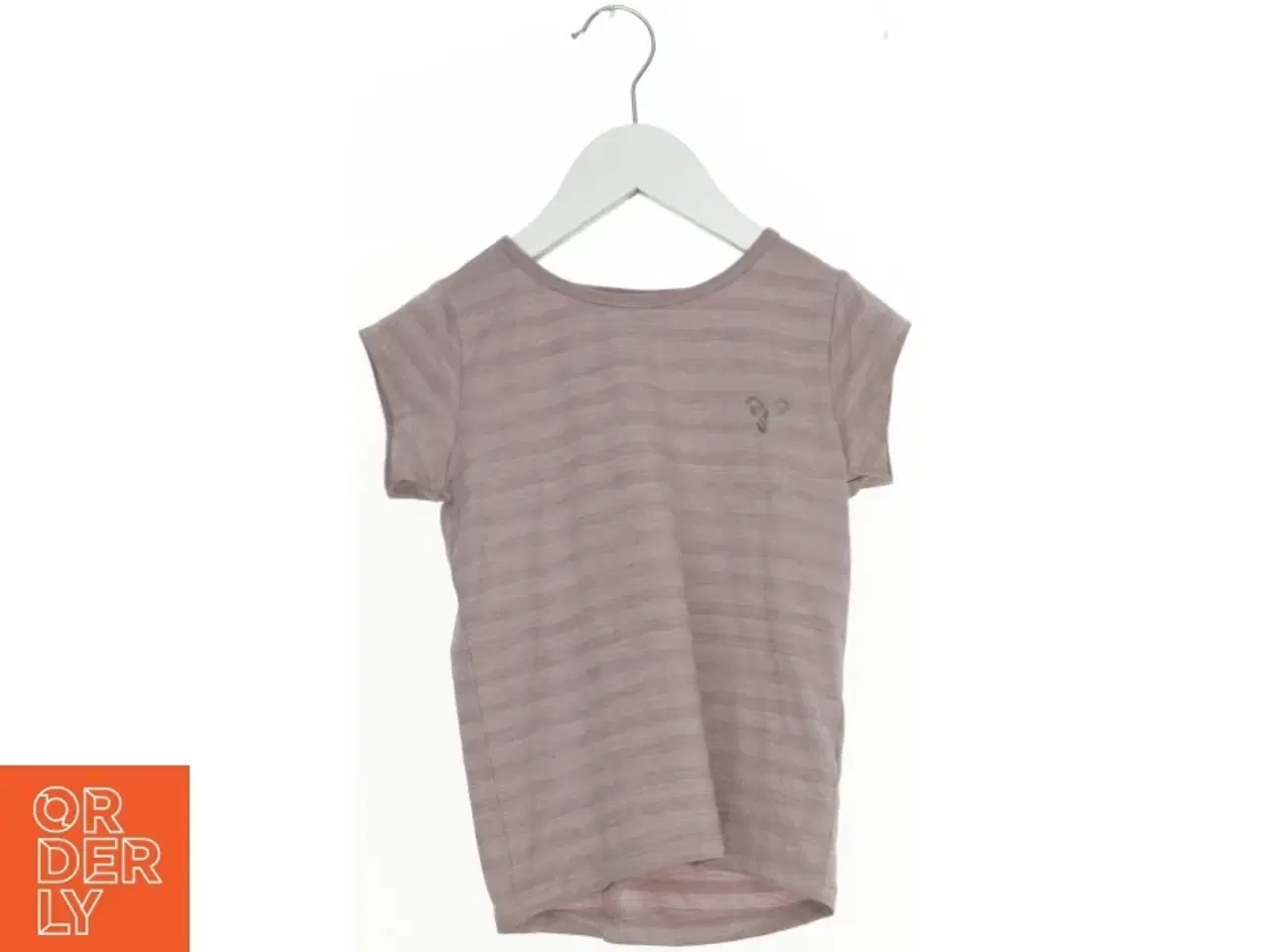 Billede 2 - T-Shirt fra Hummel (str. 110 cm)