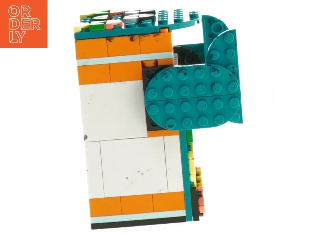 Billede 4 - Farverig klodshus fra Lego (str. 10x6x6 cm)