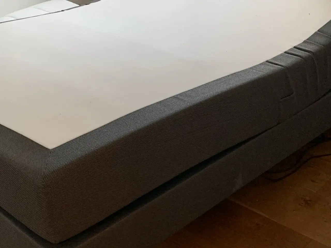 Billede 1 - Elevationsseng 140 bred