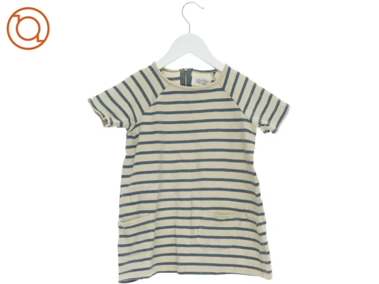 Billede 1 - Kjole fra Little pieces (str. 116 cm)