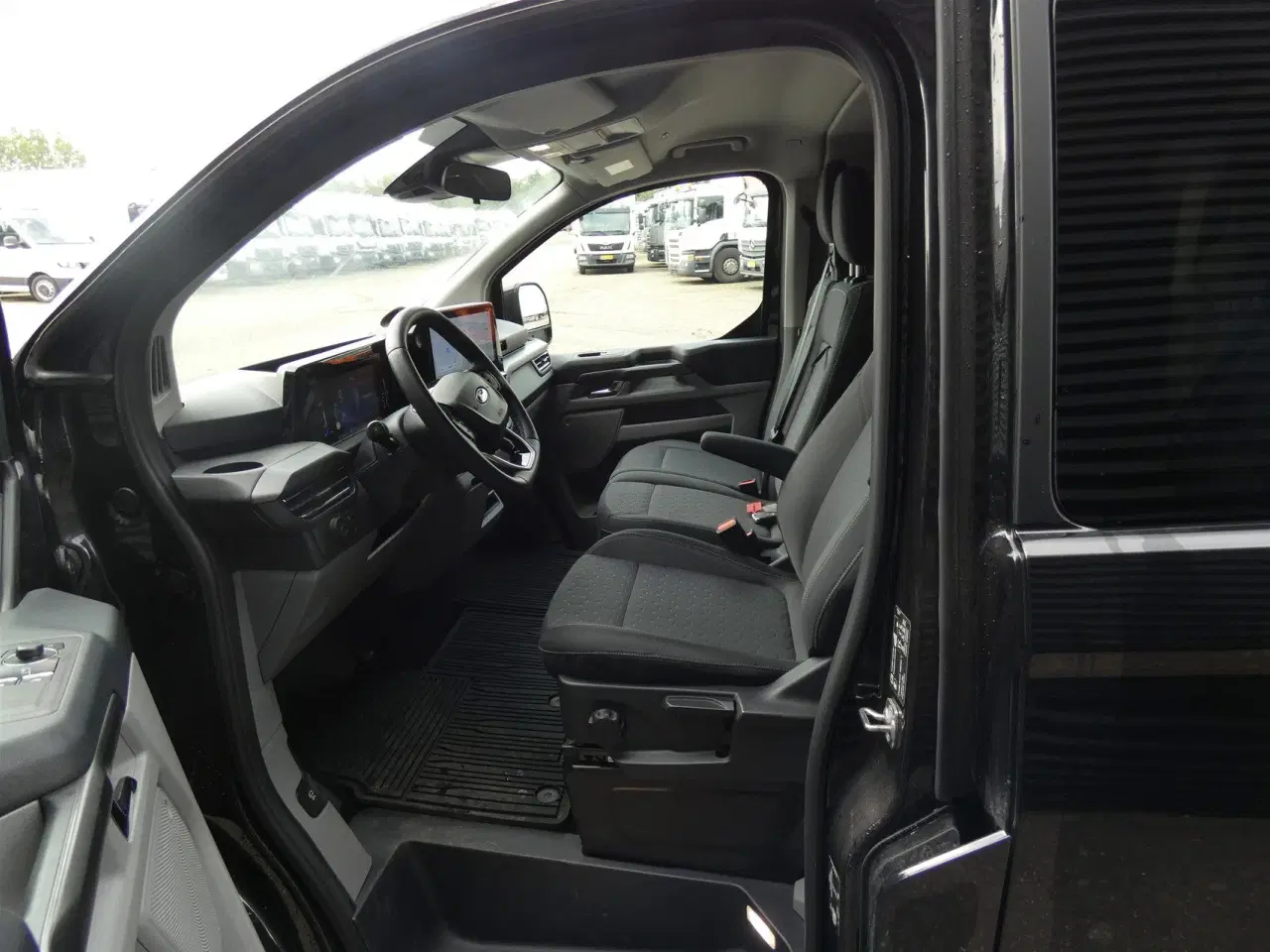 Billede 5 - Ford Tourneo Custom 320 L2H1 2,0 EcoBlue Titanium 170HK 8g Aut.