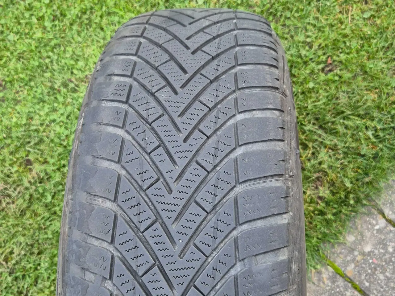 Billede 6 - 4 stk 15" vinterdæk på fælge sælges