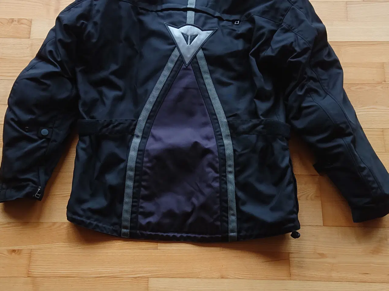 Billede 1 - Motorcykel jakke dame str. 52.