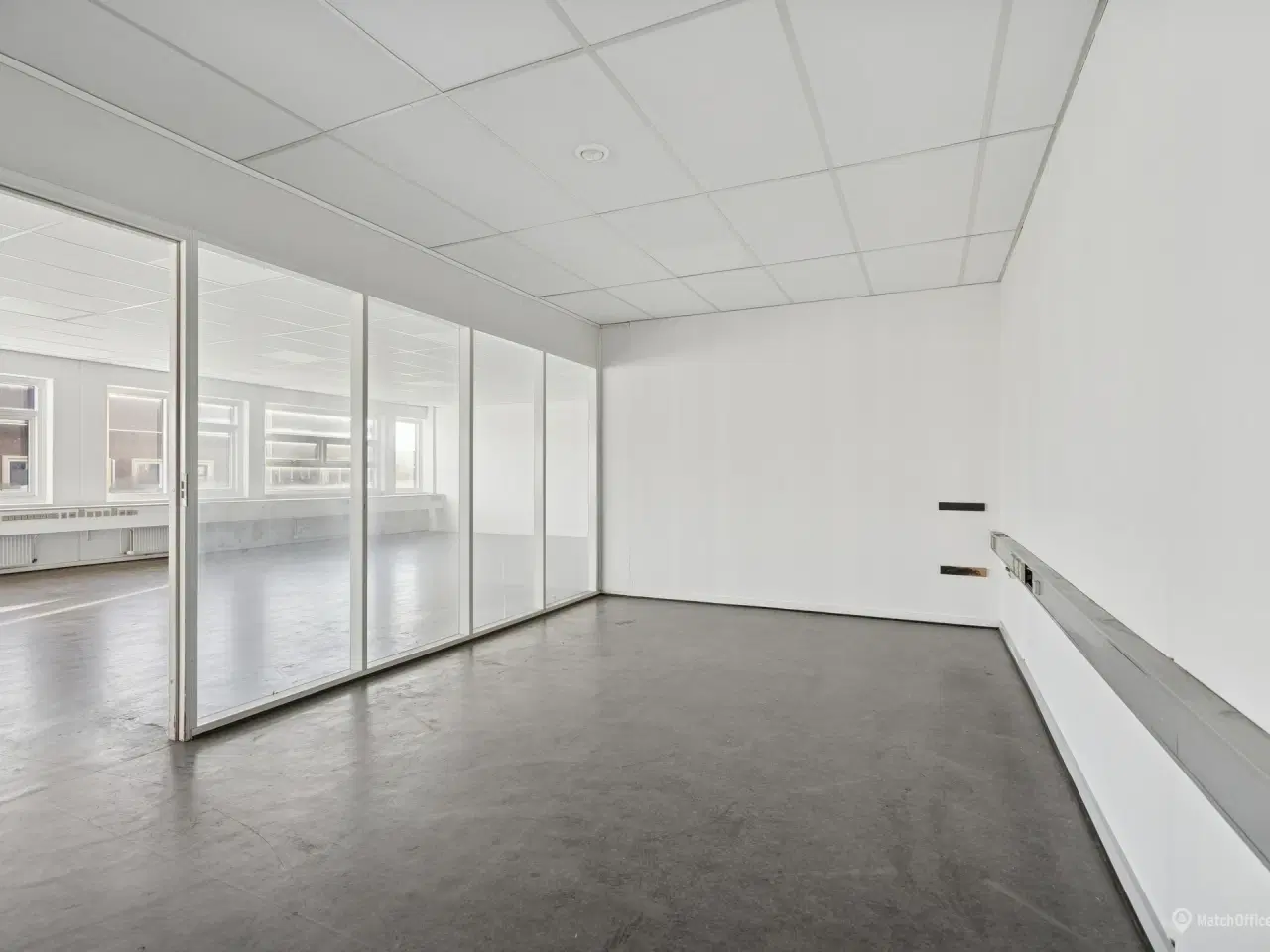 Billede 12 - Kombineret kontor og lager til leje i Kastrup