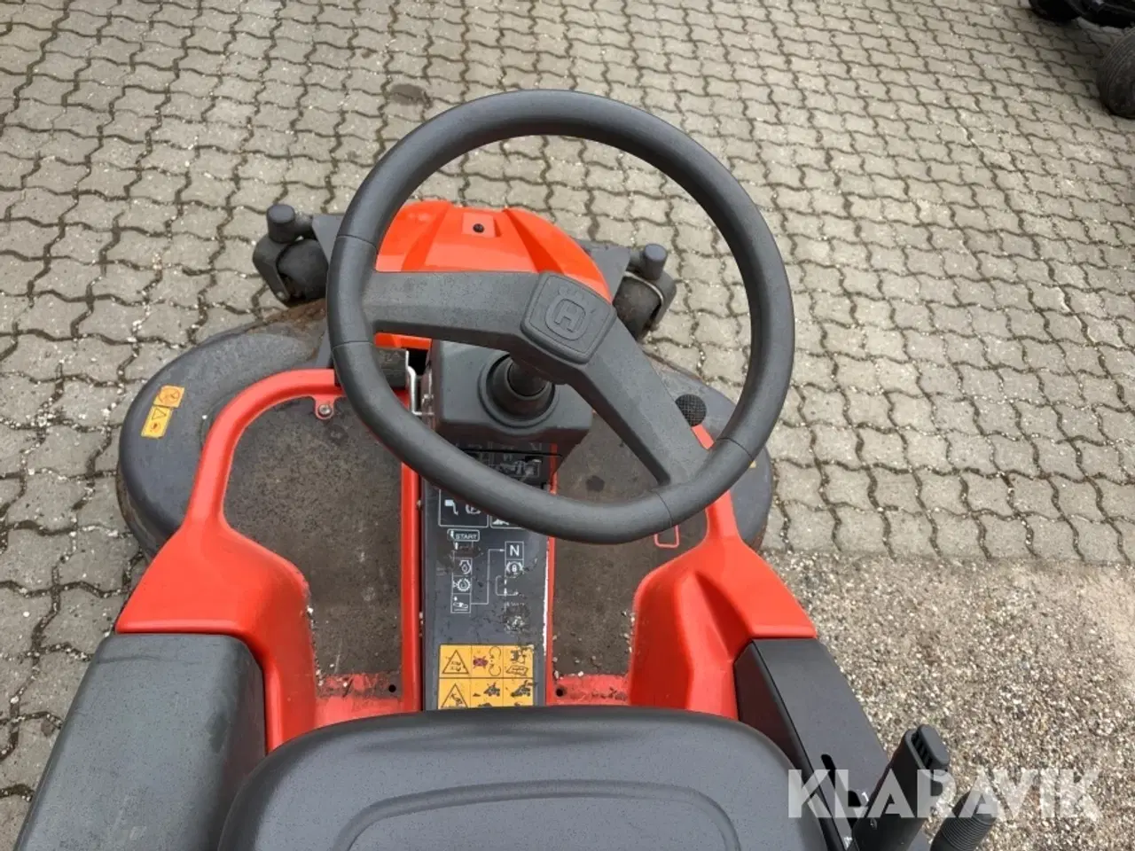 Billede 9 - Græsslåmaskine Husqvarna R422Ts AWD frontklipper