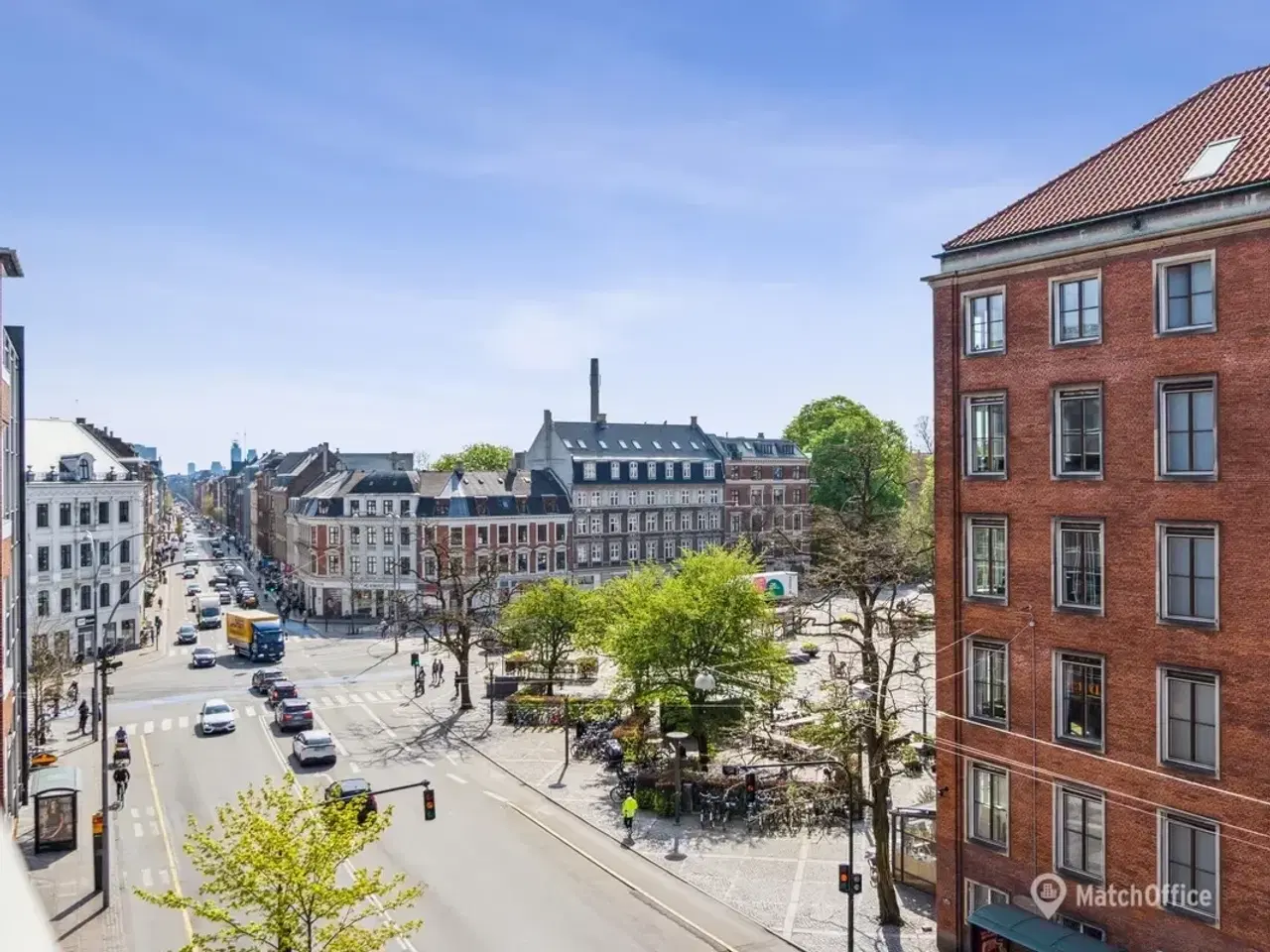 Billede 2 - Pakeringspladser 3 & 7 udlejes – Smallegade 4-6. Frederiksberg