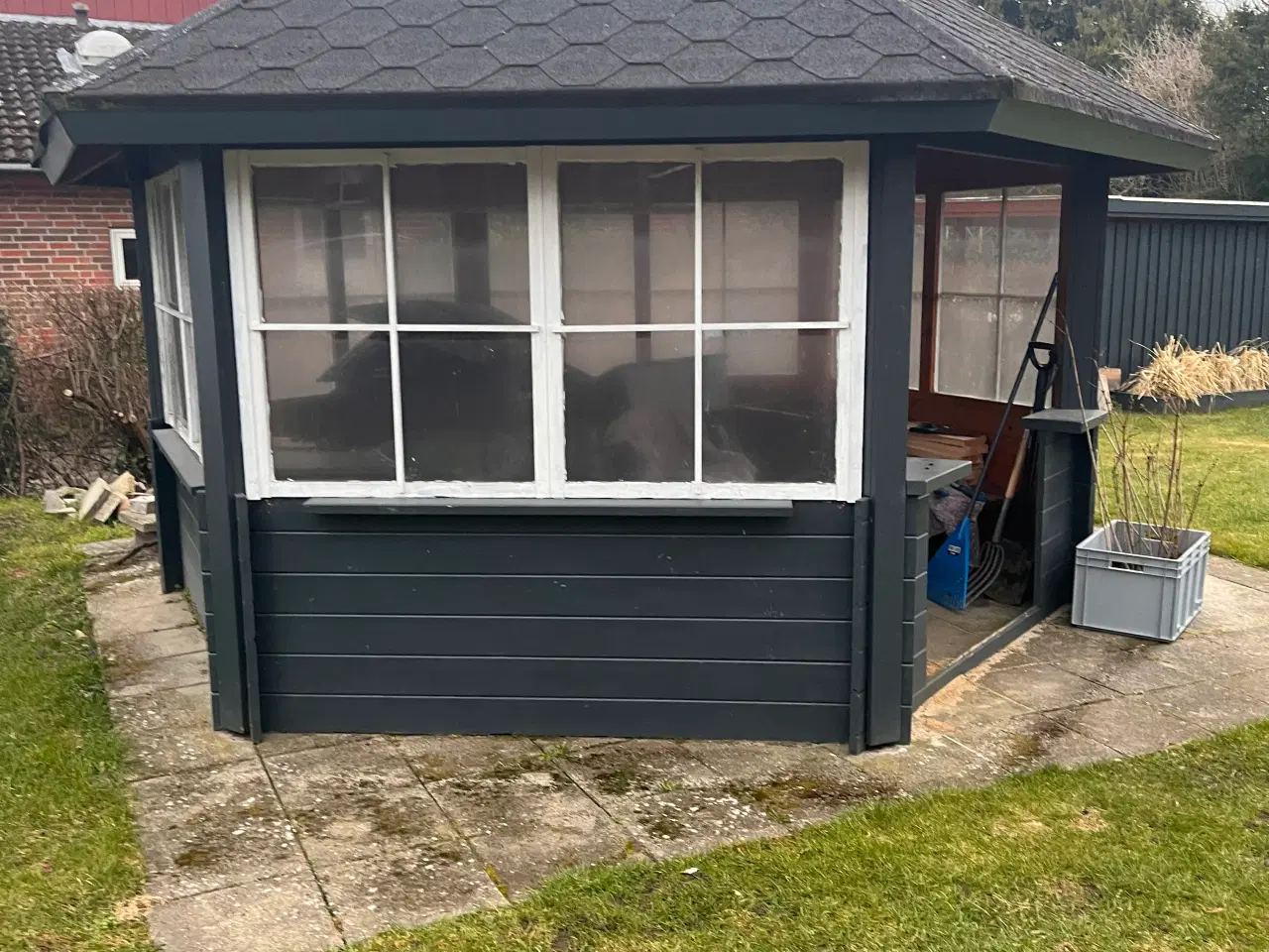 Billede 1 - Stor pavillon/ bålhytte sælges