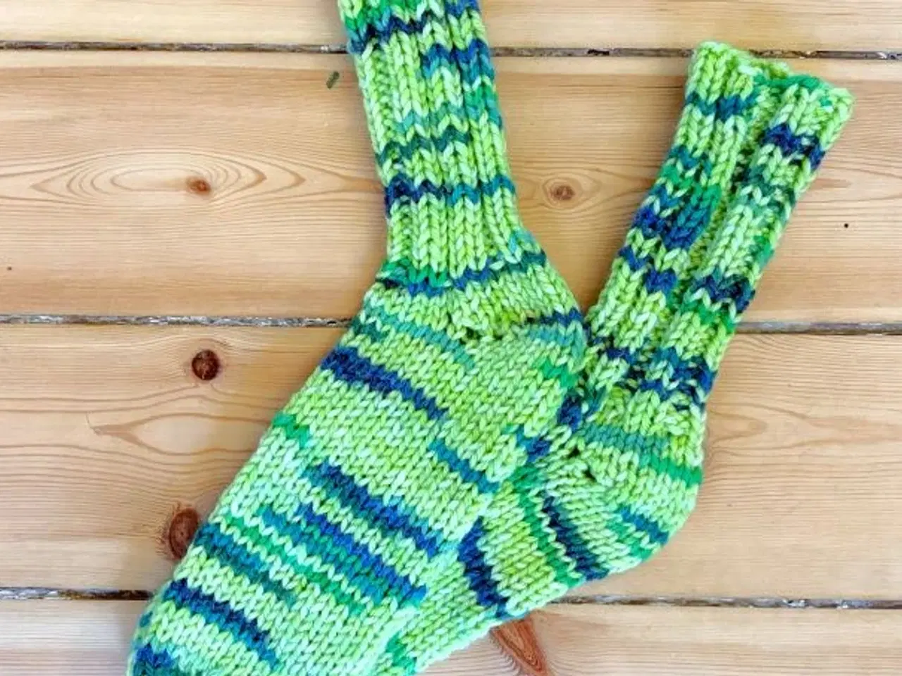 Billede 3 - Håndstrikkede rag-sokker - tykke sokker / sutsko