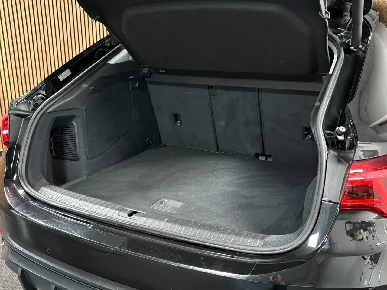 Billede 18 - Audi Q3 45 TFSi e Attitude plus Sportback S-tr.