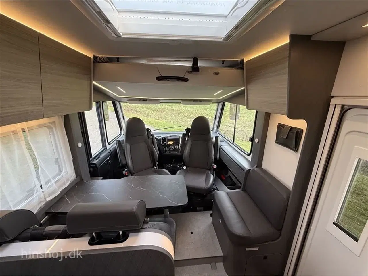 Billede 2 - 2026 - Etrusco I 6900 SB Scandic Edition Aut Etrusco by Hymer er Italiensk Elegance og Komfort fra Hinshøj Caravan