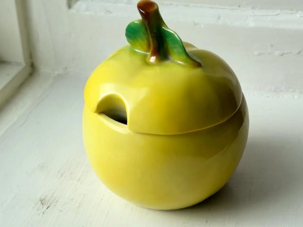 Billede 4 - Lågkrukke, æbleform