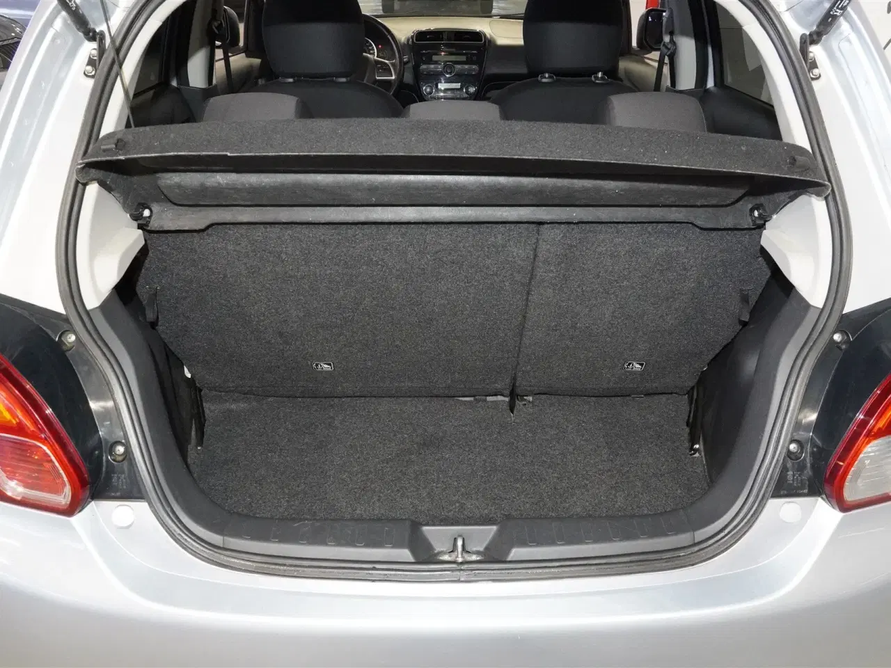 Billede 9 - Mitsubishi Space Star 1,2 Inbeat 80HK 5d