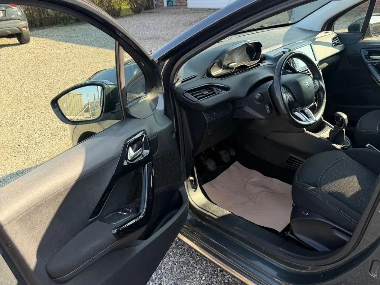 Billede 5 - Peugeot 208 1,2 VTi 82 Chili+