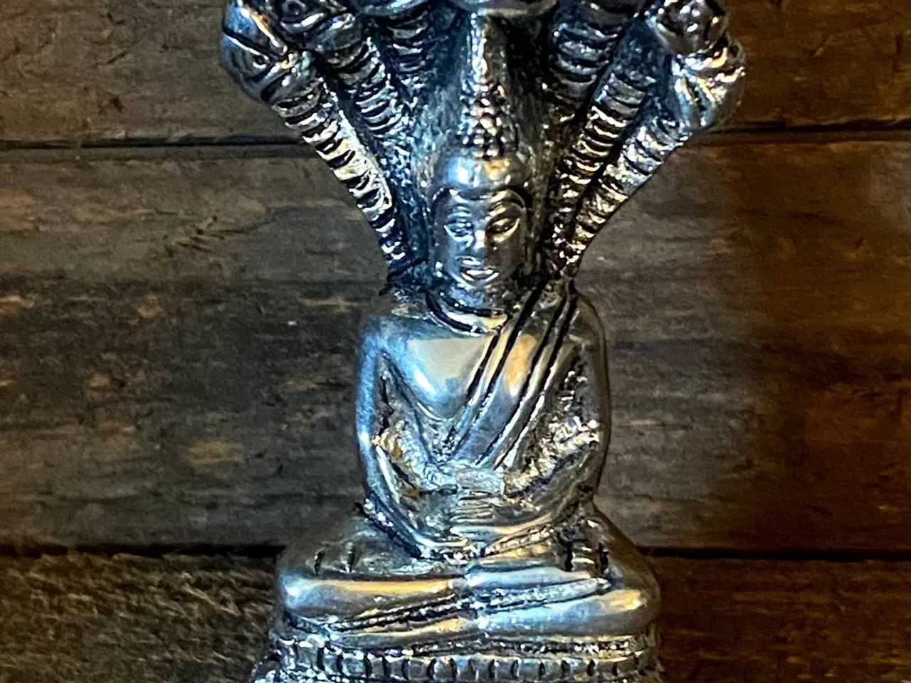 Billede 1 - * Lille Buddha siddende på en slange