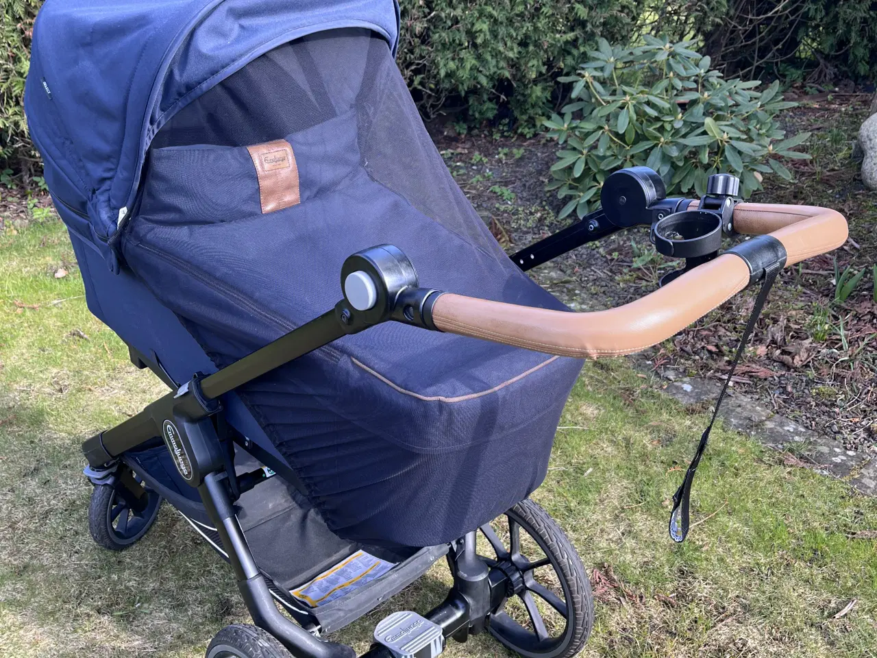 Billede 11 - Emmaljunga NXT90B – navy/cognac, velholdt, 3999 kr