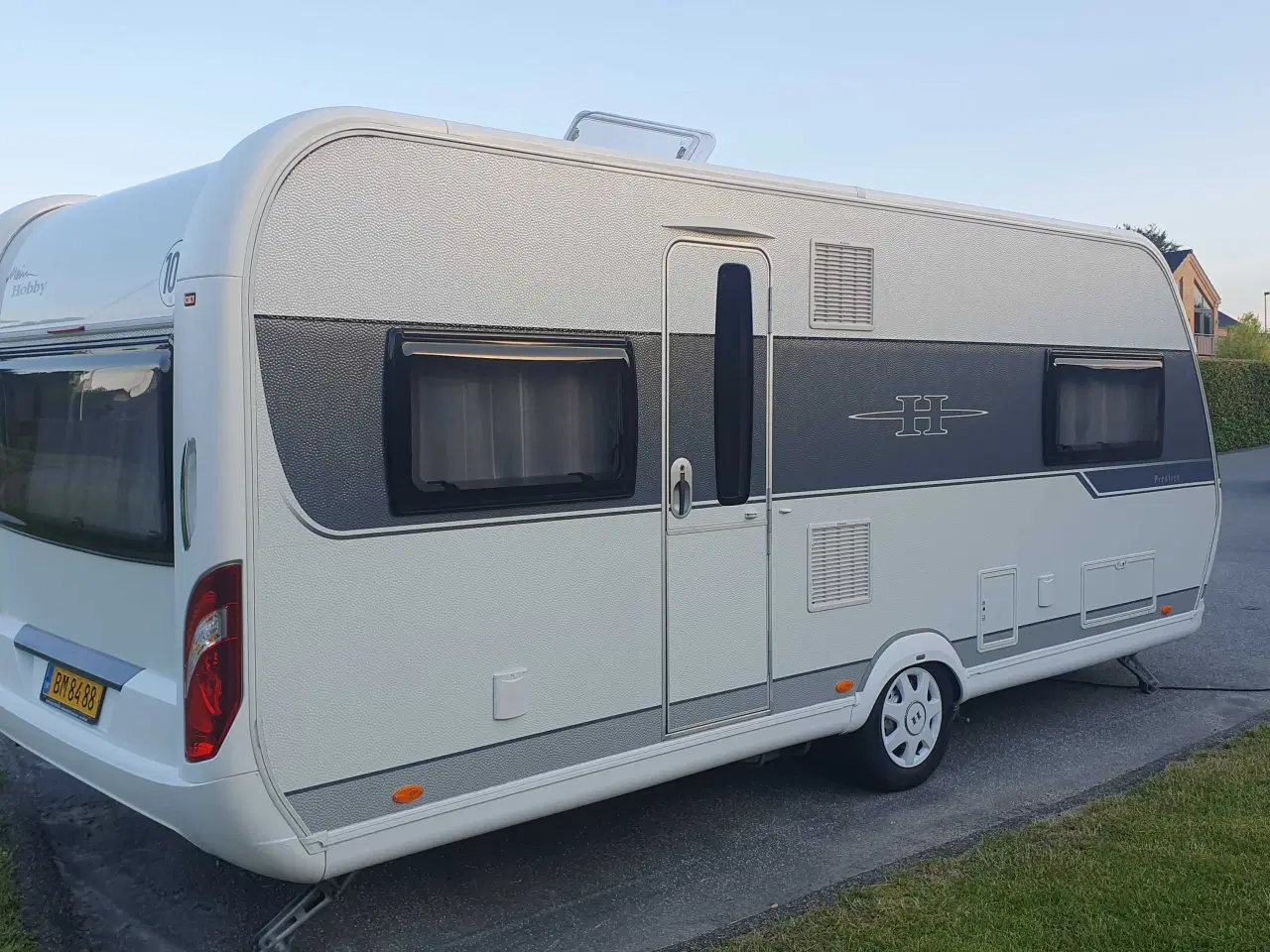 Billede 10 - Campingvogn med køjer.