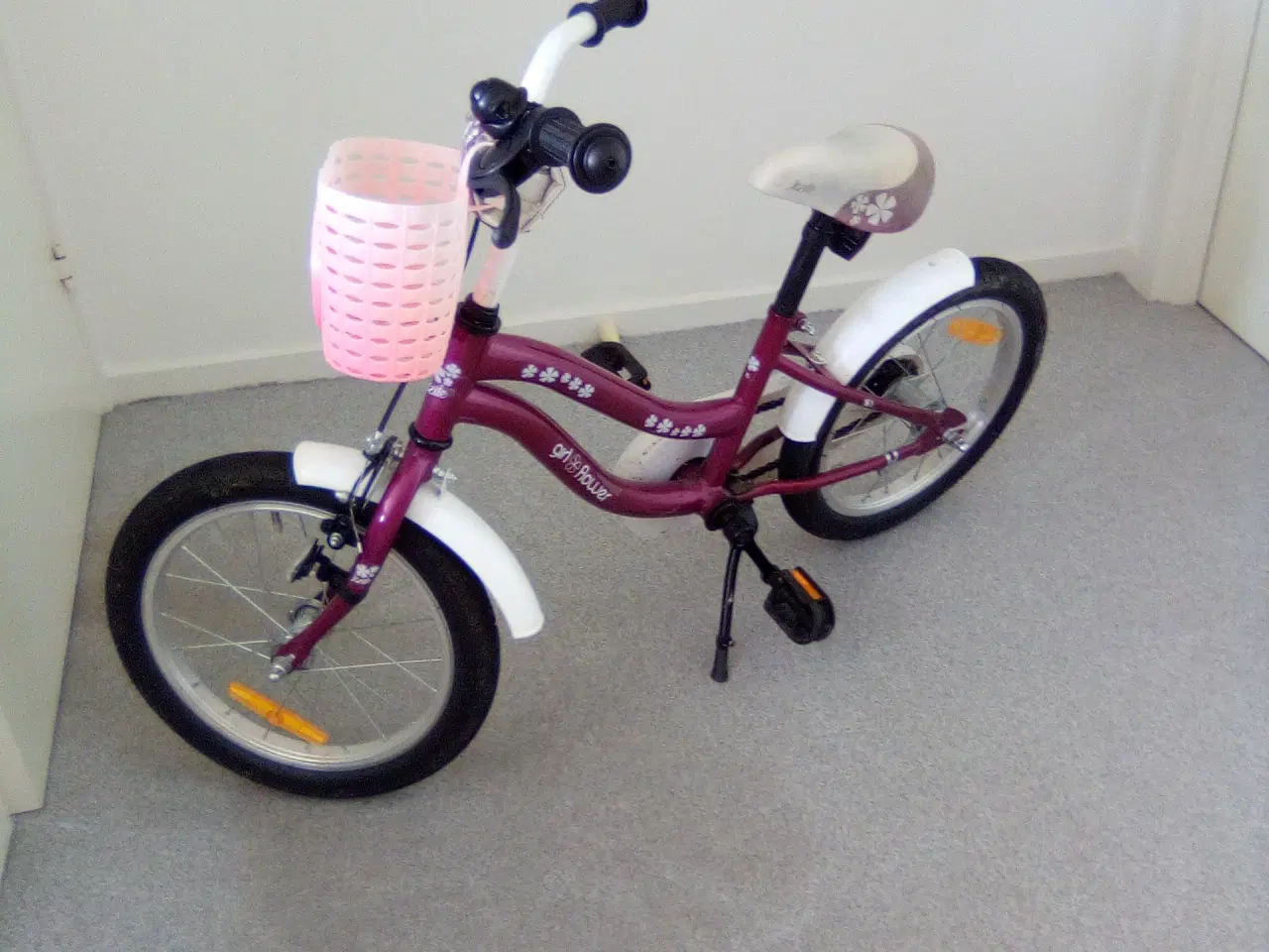 Billede 1 - pigecykel 16" x -zite m. punkterfri dæk