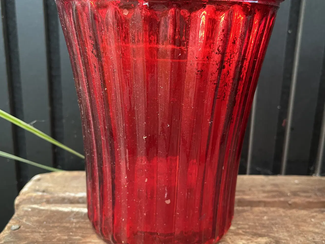 Billede 3 - Røde blomsterpotter 