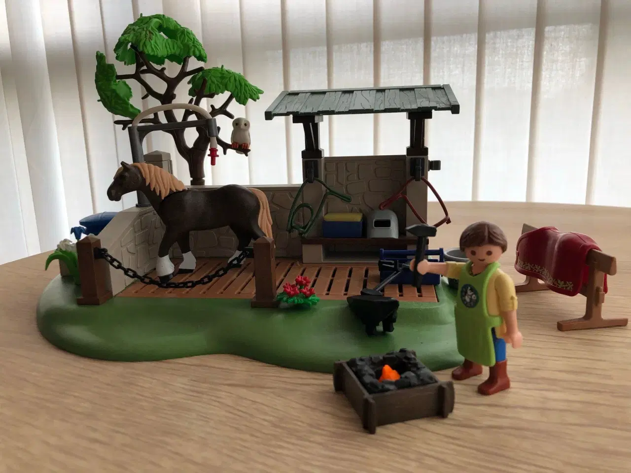 Billede 1 - Playmobil hestevask + smedie