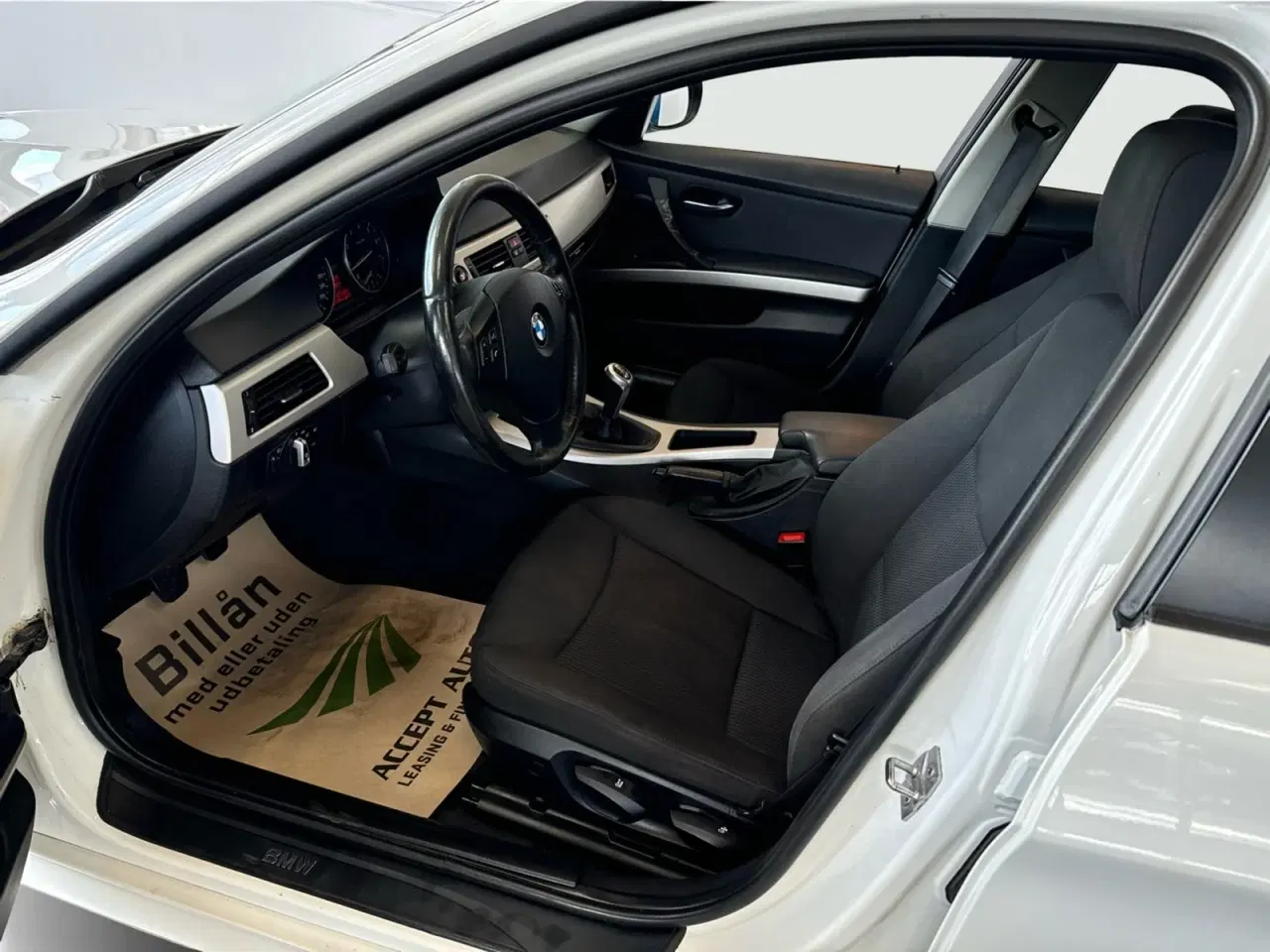 Billede 11 - BMW 320i 2,0 