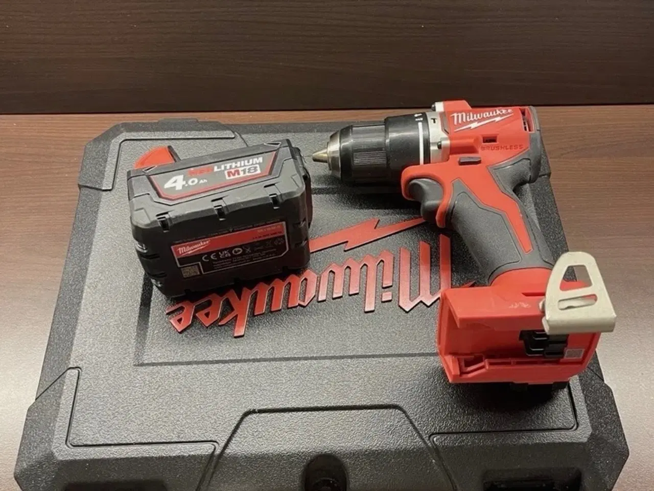 Billede 1 - Milwaukee slagboremaskine + 4,0 Ah