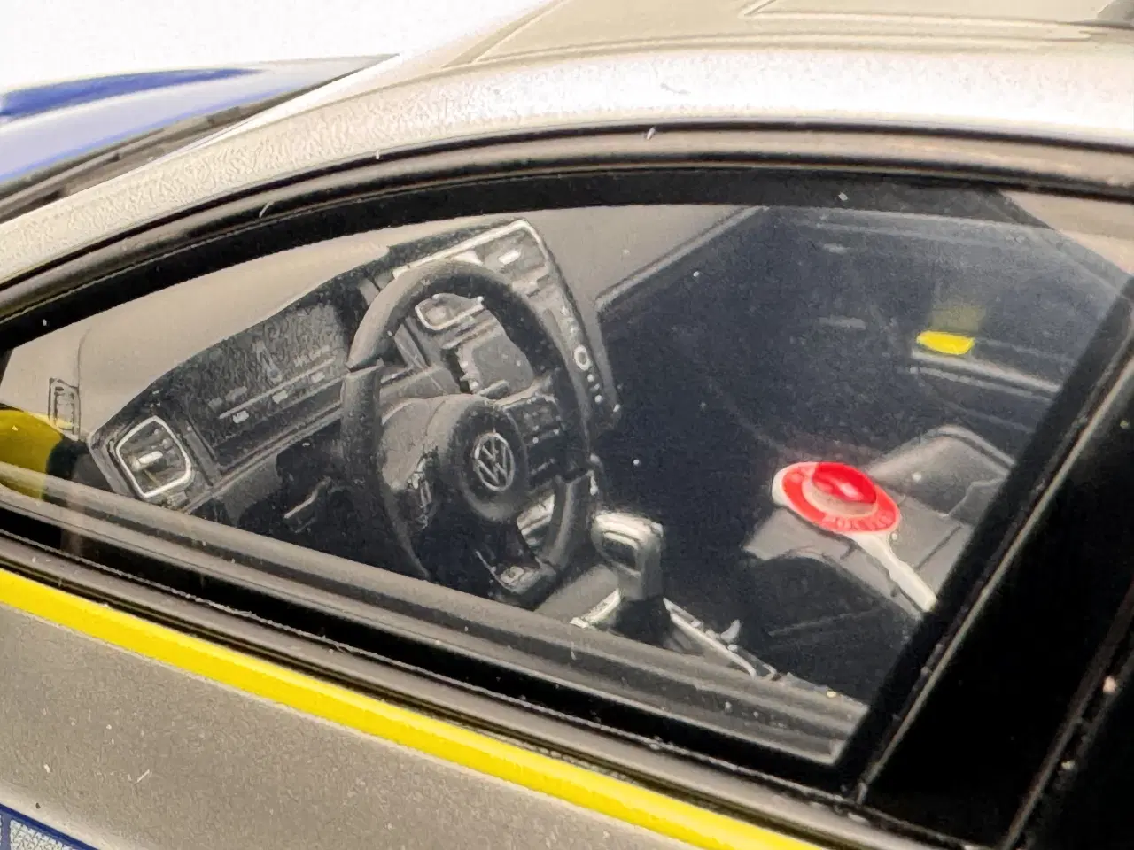 Billede 8 - 2017 VW Golf 400 R Oettinger Polizei 1:18