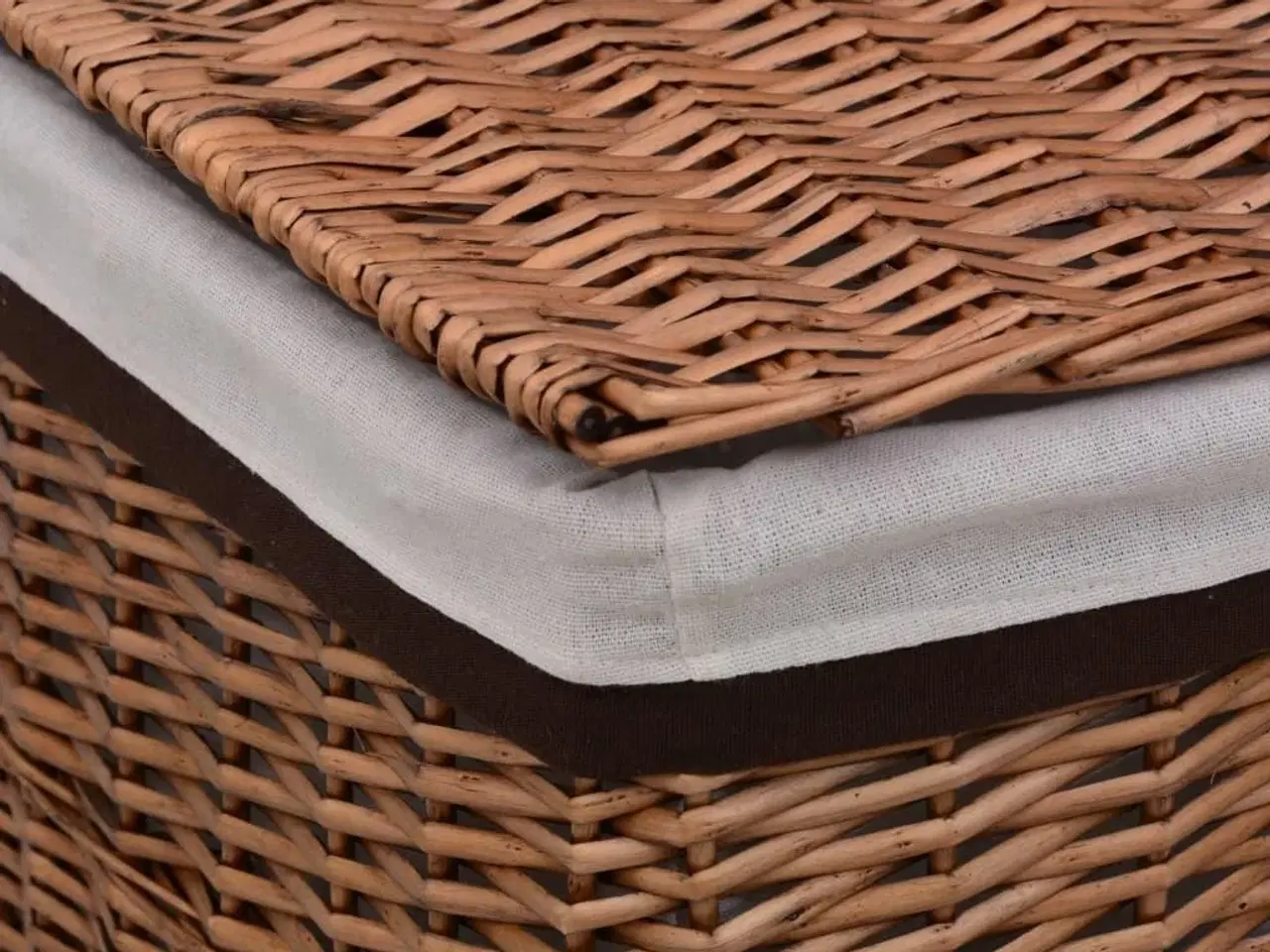 Billede 2 - Vasketøjskurv pil brun