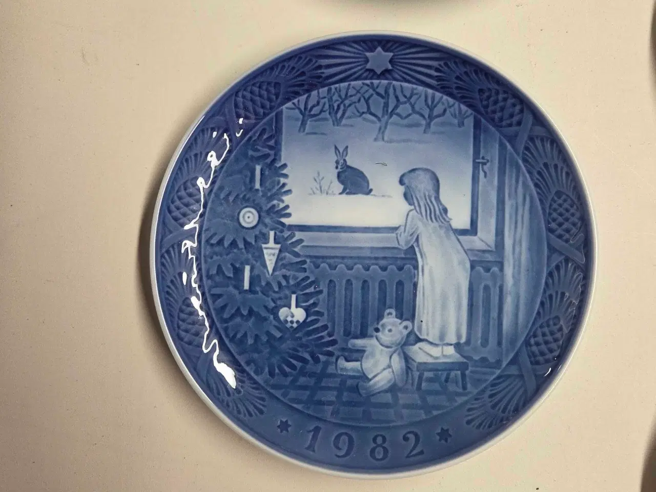 Billede 3 - Royal Copenhagen juleplatter