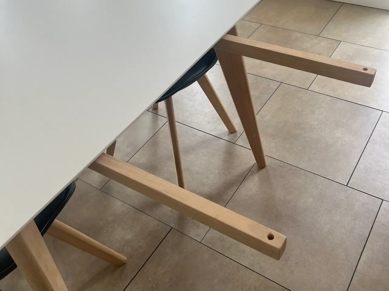 Billede 3 - ILVA spisebord + 6 stole + plader