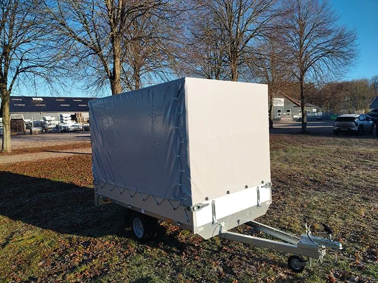 Billede 1 - Høj presenning 160cm til Eduard 2514