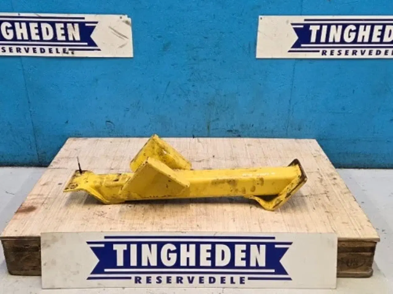 Billede 1 - New Holland TF78 Trækbeslag 84002996