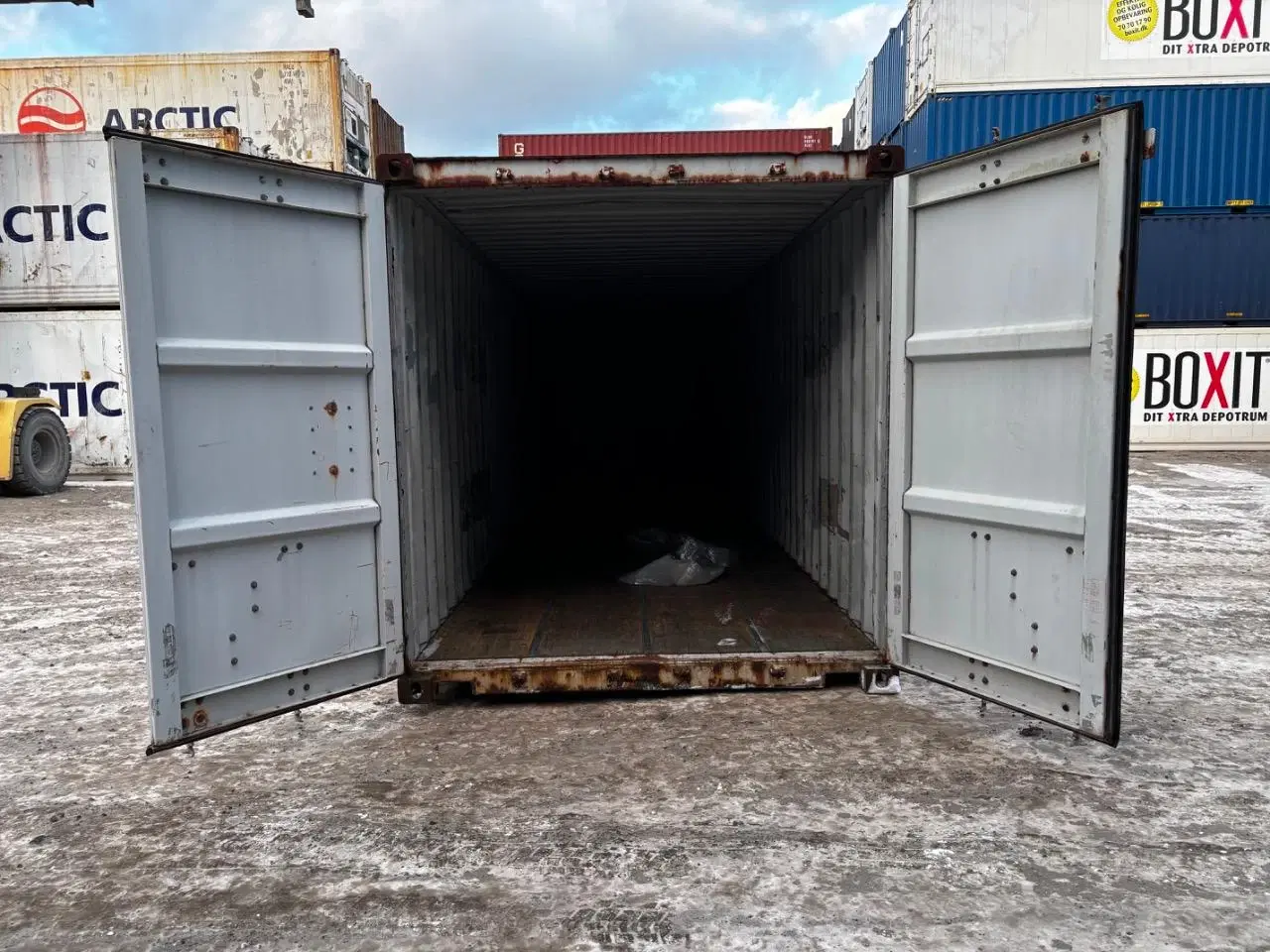 Billede 2 - 40 fods Container- ID: YMLU 482682-2 -Hvidovre